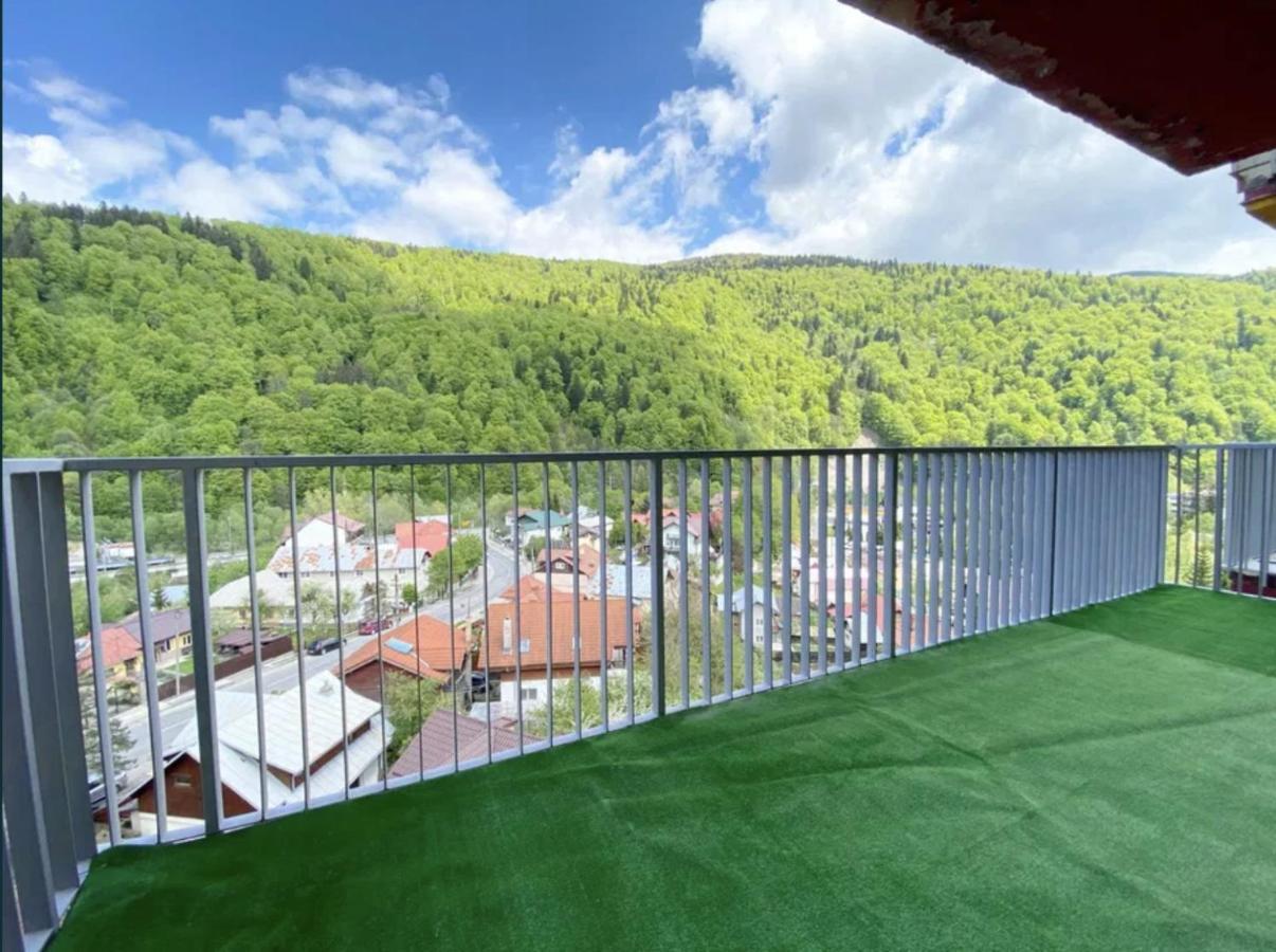Apartamento Apartament Panoramic View Sinaia Exterior foto